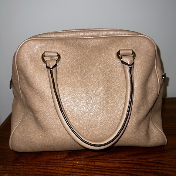 Michael Kors Beige Medium Purse - Picture 3 of 8